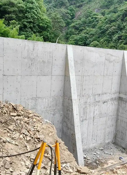 保定涿州重力式挡土墙